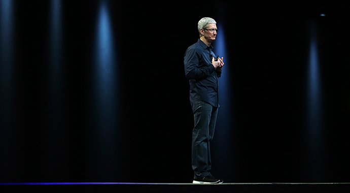 Apple CEO Tim Cook (Reuters / Robert Galbraith)