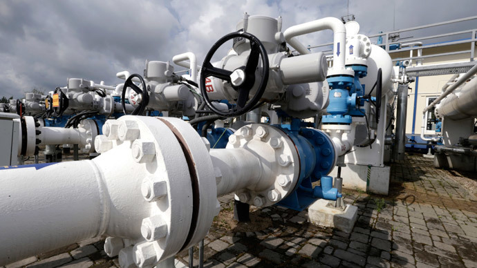 Poland stops reverse gas flow to Ukraine, Kiev blames Russia