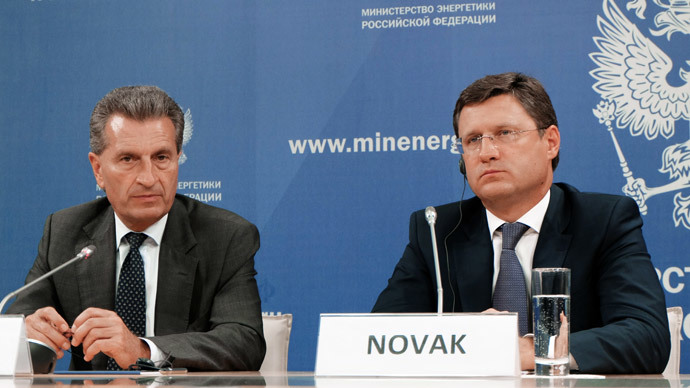 Russian Energy Minister Alexander Novak, right, and European Commissioner for Energy and European Commission Vice-President Gunther Oettinger meet in Moscow.(RIA Novosti)
