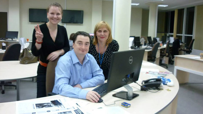 Igor Guzhva at the Vesti.ua office (Image from facebook)