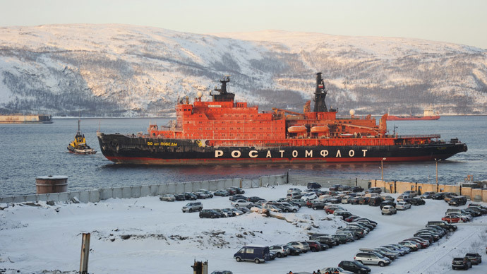 The nuclear icebreaker "50 Let Pobedy" (50th Anniversary of Victory) departs from Atomflot's quay in Murmansk.(RIA Novosti / Sergey Eshenko)