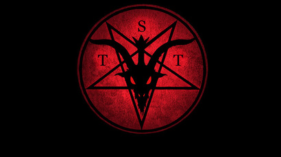 Florida vandals can’t handle satanic pentagram next to nativity scene