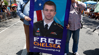 ‘Courage is contagious’: Artist campaigns for Snowden-Assange-Manning monument