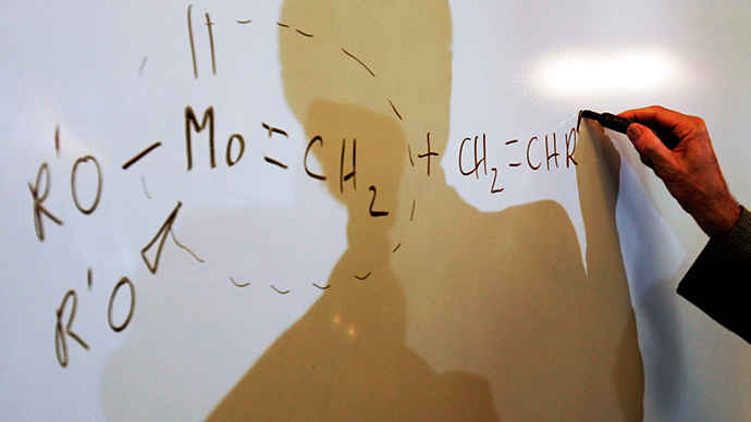 Real-life ‘Breaking Bad’: Chemistry teacher brings date-rape drug recipes to school