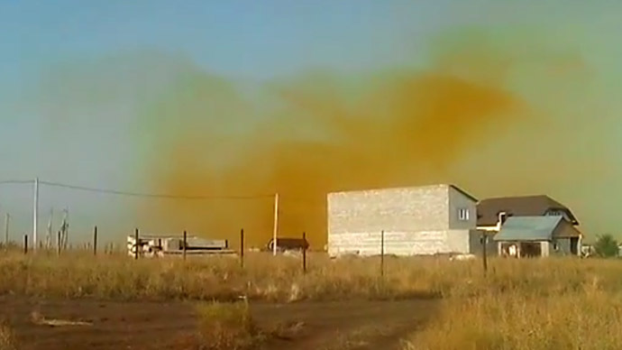 ‘Toxic’ yellow cloud from rocket fuel plant spooks neighbors (VIDEO)