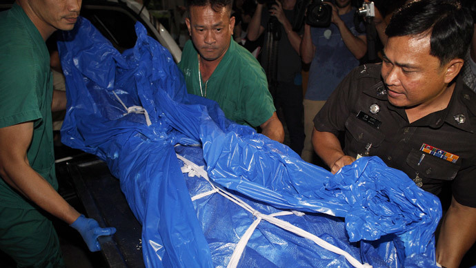 The body of one of the British tourists killed on Koh Tao island arrives at Bangkok's Police Forensic Department September 16, 2014.(Reuters / Athit Perawongmetha)