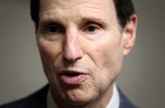 U.S. Sen. Ron Wyden (Alex Wong / Getty Images / AFP)