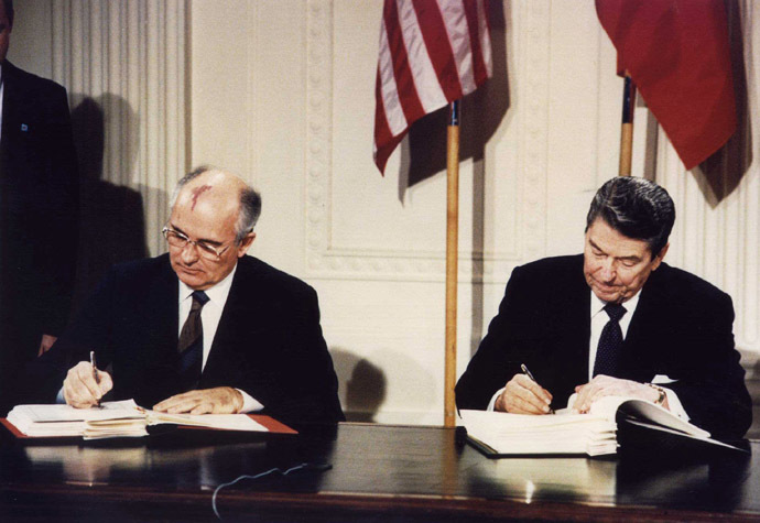 File photo of U.S. President Ronald Reagan (R) and Soviet President Mikhail Gorbachev signing the Intermediate-Range Nuclear Forces (INF) treaty at the White House, on December 8 1987. (Reuters/Dennis Paquin)