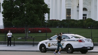 Volunteers without full background checks drive in Obama’s motorcade