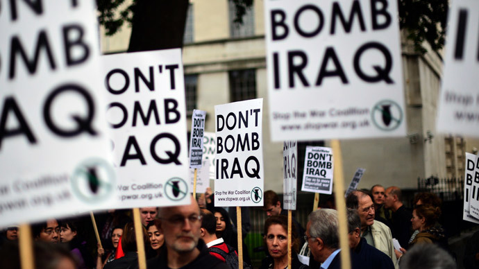 ‘Don't bomb Iraq & Syria!’ Stop the War protests at Downing Street