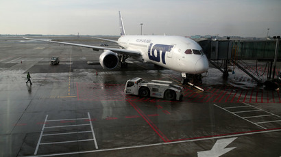 Boeing Dreamliner makes Scotland emergency landing