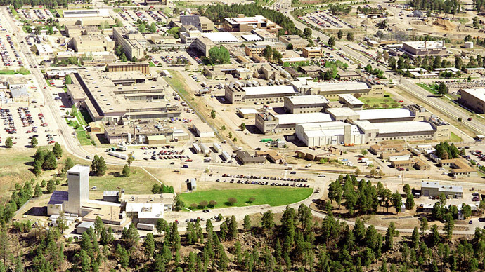Nuclear kitty litter: Chemical reaction caused radioactive leak at Los Alamos waste plant