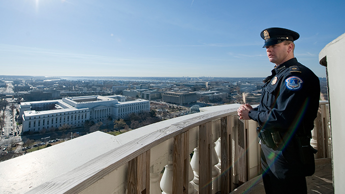 DC police shouldn’t have guns, says Council Member