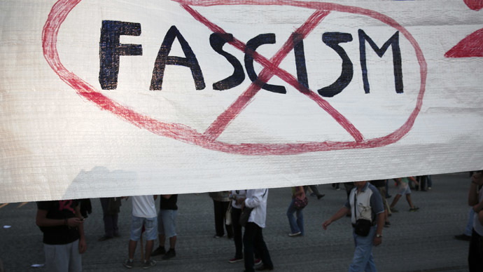 'Fascists, get out!' Spanish students eject protesting Ukraine nationalists (VIDEO)