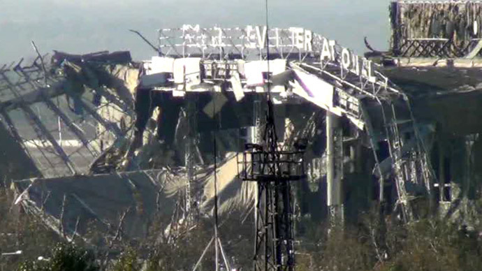 War-torn Donetsk airport reminds of Chernobyl wasteland (PHOTOS, VIDEO)