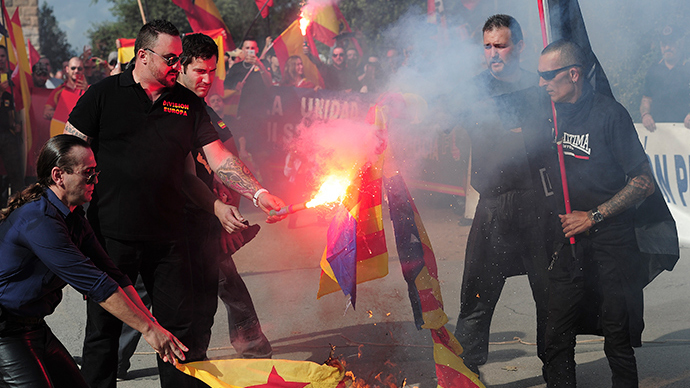 Catalonia’s flag burned as 40,000 march for Spanish unity in Barcelona