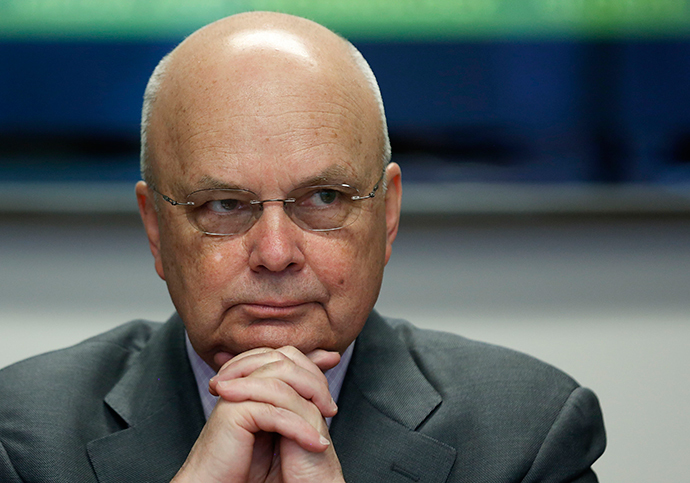 Former National Security Agency (NSA) and Central Intelligence Agency (CIA) Director Michael Hayden (Reuters / Larry Downing) 