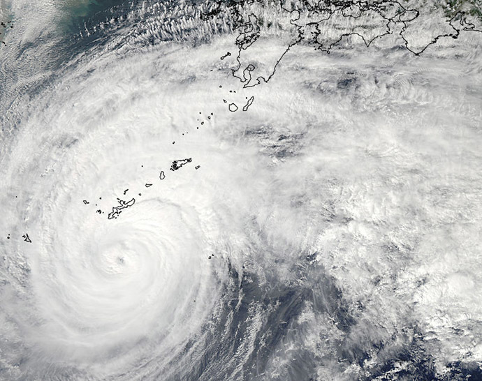 A Moderate Resolution Imaging Spectroradiometer (MODIS) image from NASA's Aqua satellite shows Typhoon Vongfong in the Pacific Ocean, approaching Japan's main islands on its northward journey October 11, 2014. (Reuters / NASA)