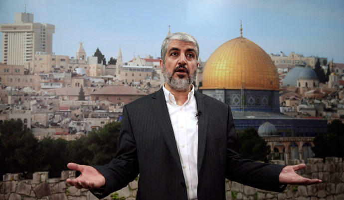 Hamas leader Khaled Meshaal speaks during an interview with Reuters in Doha October 16, 2014. (Reuters / Fadi Al-Assaad)
