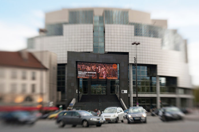 Bastille opera house in Paris. (AFP Photo / Loic Venance)