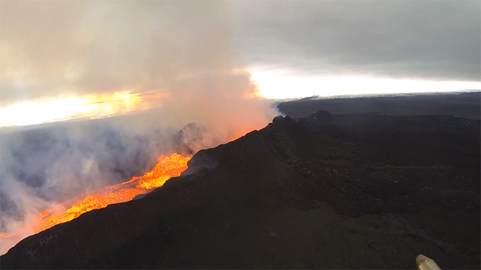 7 weeks of eruption: Stunning aerial video of Iceland’s Bardarbunga volcano
