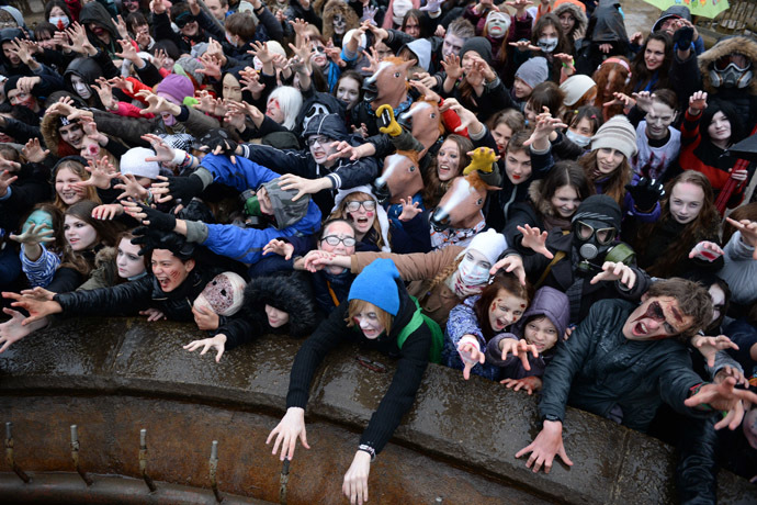 Participants in a Zombi parade ahead of Halloween on Krasny Prospekt in Novosibirsk. (RIA Novosti/Alexandr Kryazhev)