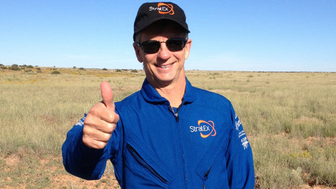 Google executive Alan Eustace after setting the record for the highest space dive - 135,908 feet, or 41,000 meters high -- on October 24, 2014 in Roswell, New Mexico. (AFP Photo / Copyright 2014 Paragon Space Development Corporation)