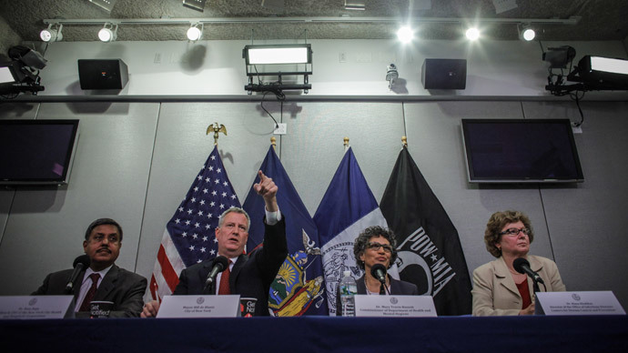 Signs of Ebola: Animated deaf interpreter at NYC press conference goes viral