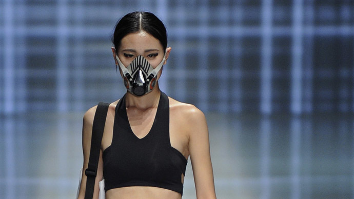 Smog couture: Facemasks on catwalk at China’s fashion week