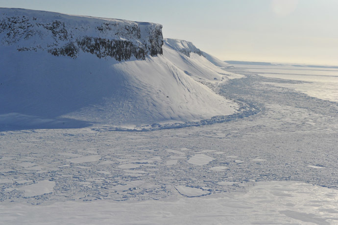 Panorama of the Franz Josef Land Archipelago. (Reuters/Vladimir Baranov)