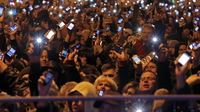 Hungary axes internet tax after mass protests