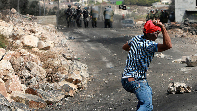 Israeli ministers pass bill jailing stone throwers for 20 years