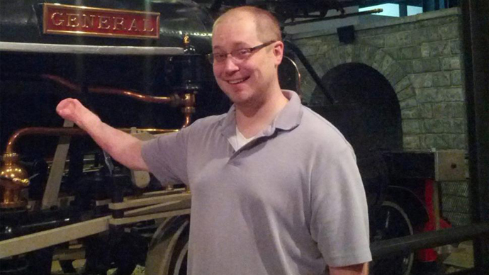 Quadruple amputee on run from police over double murder