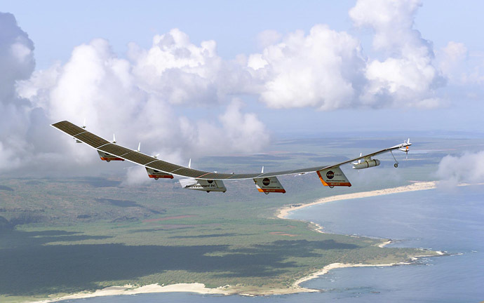 This NASA handout image obtained 11 June 2003 shows the Helios Prototype flying wing, which is the first flight of a large aircraft to be powered by electric fuel cells, flying over Hawaii. (AFP/NASA)