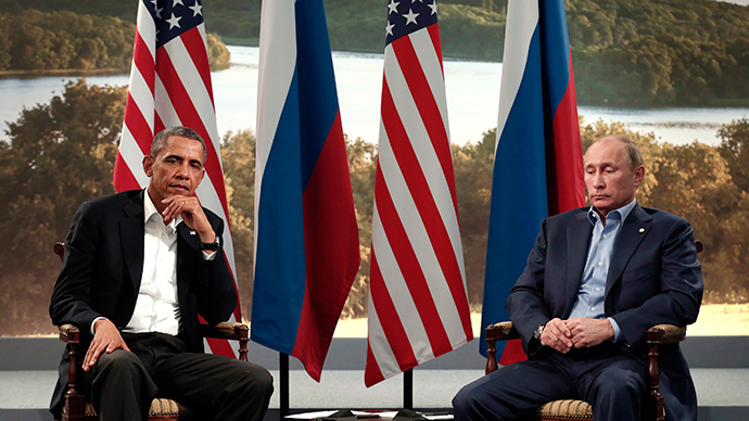 U.S. President Barack Obama (L) meets with Russian President Vladimir Putin (Reuters / Kevin Lamarque)