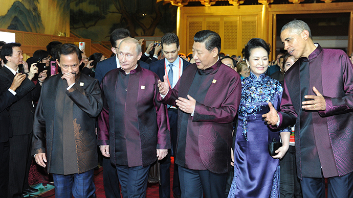 'Bad rap!' How gum-chewing Obama outraged China & other Star Trek adventures at APEC