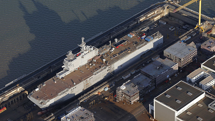 ‘Outraged’ French union urges Hollande to honor Mistral deal, 2,500 jobs at stake