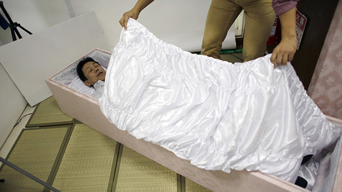 Planning your own funeral: End of life preparations on rise in Japan (PHOTOS)
