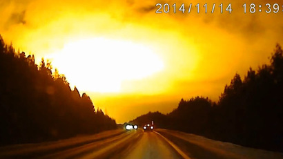 Meteoroid flares in night sky over Romanian capital (VIDEO)