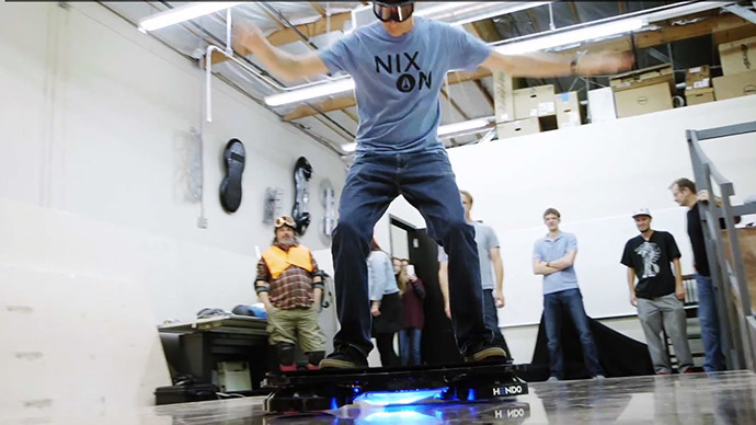 #1 skateboarder Tony Hawk test-rides first real hoverboard (VIDEO)