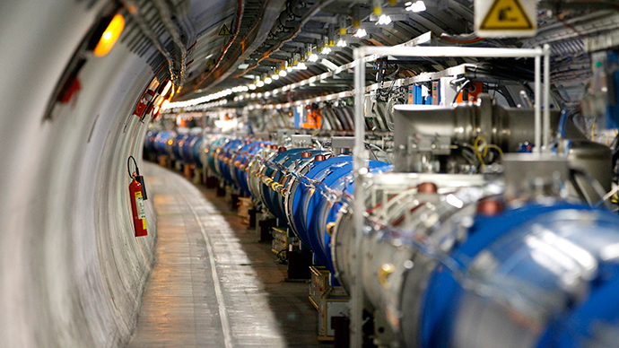 2 new subatomic particles found by CERN scientists