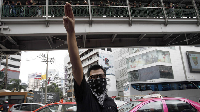 5 students detained for 'Hunger Games' salute at Thai PM