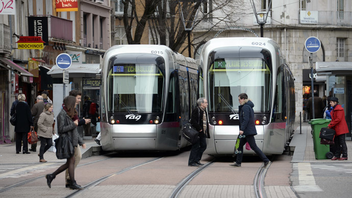 Grenoble bans street ads, to replace billboards with trees