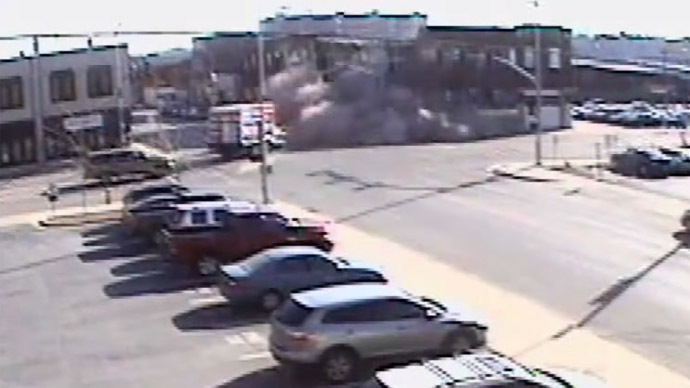 Building collapses in Kansas City after stolen SUV slams into it (VIDEO)
