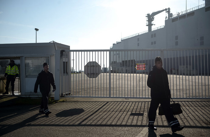 The Sevastopol, the second Mistral class amphibious assault ship, floated out in Saint-Nazaire. (RIA Novosti/Grigoriy Sisoev)