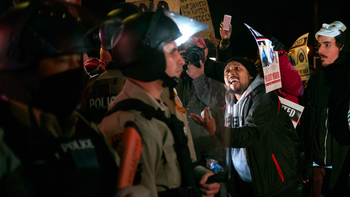 #DontShootPDX: 10 arrests, flash bangs in Portland at Ferguson support rally