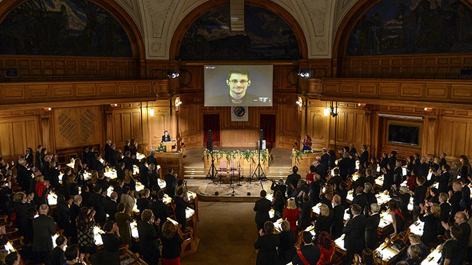 Snowden receives Swedish ‘alternative Nobel Prize’ via video from Moscow