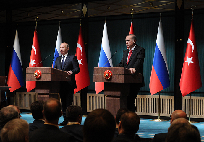 Russian President Vladimir Putin, left, and President of Turkey Recep Tayyip Erdogan at the concluding news conference in Ankara December 1, 2014. (RIA Novosti / Michael Klimentyev)