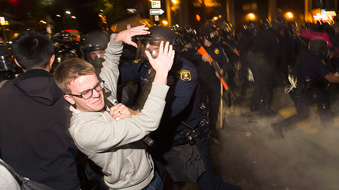 Rubber bullets, tear gas in Berkeley as police disperse #EricGarner, #Ferguson rally