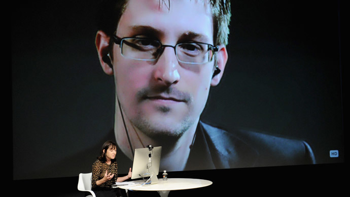 General view of atmosphre at the Edward Snowden Interviewed by Jane Mayer at the MasterCard stage at SVA Theatre during The New Yorker Festival 2014.(AFP Photo / Bryan Bedder)